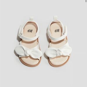 H&M Kids White Bow Sandals Toddler Size 5.5